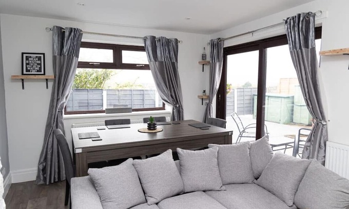 Littleborough Casa | Carpe Diem Cottage near Hollingworth Lake