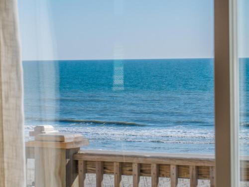 Topsail Beach Casa | CarrleTrachtman