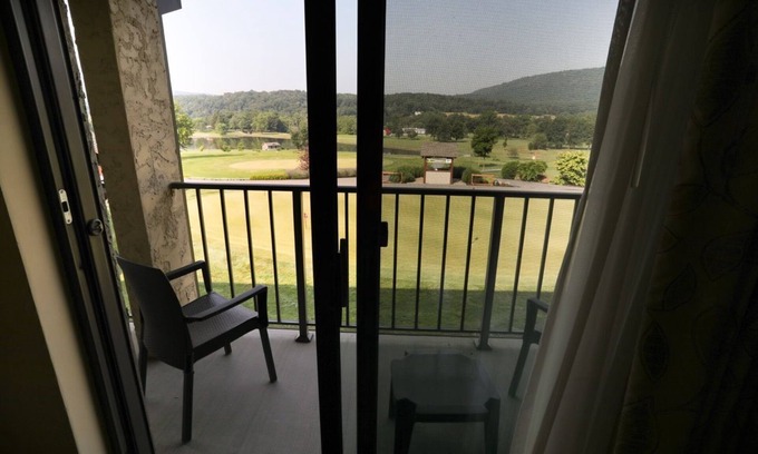 Fairfield Apartamento | Carroll Valley Stay | Golf View Double Room