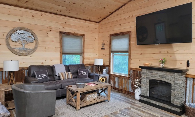 Brevard Cabaña | Carson Creek Ridge Top