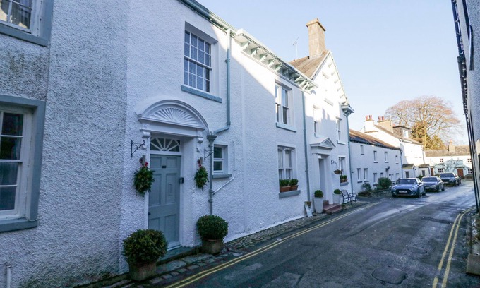 Cartmel Cabaña | CARTMEL FLAT, romantic in Cartmel