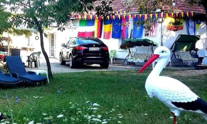 Domasnea Casa | Casă de Vacanță; Coliba - Mama Anica, Vasile Nicoară Sârbu, Cănicea