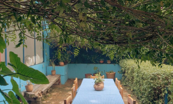Barrio de Mexicanos Casa | Casa Centralita: central San Cris, with views, yard, fire pit + tree house!