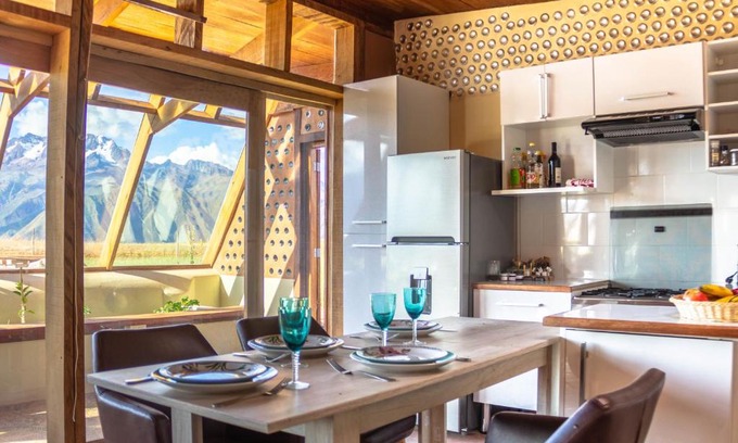 Maras Casa | Casa 100% ecológica con vista a los glaciares andinos