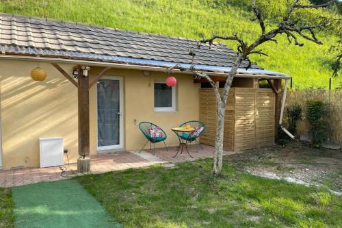 Brive-la-Gaillarde Apartamento | Casa 4 Saisons - Studio à thème - PiscineJardin - Proche centre-ville