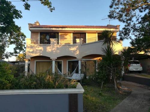 Playa Hermosa Casa | Casa 7 y 3