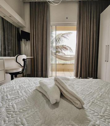 Meia Praia Casa | Casa a beira mar de Elissandra