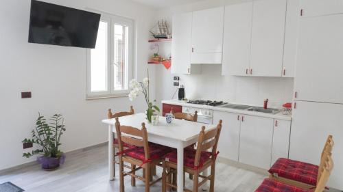 Mongiove Apartamento | Casa a mare Mongiove