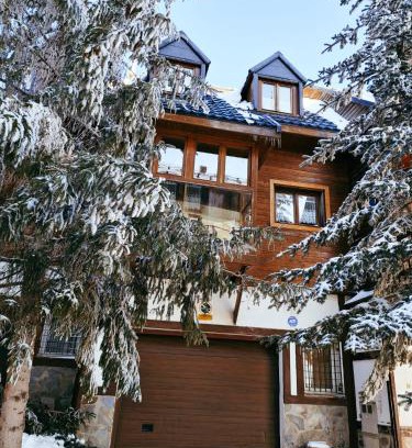 Pradollano Chalet De Esquí | CASA ABETOS Elite