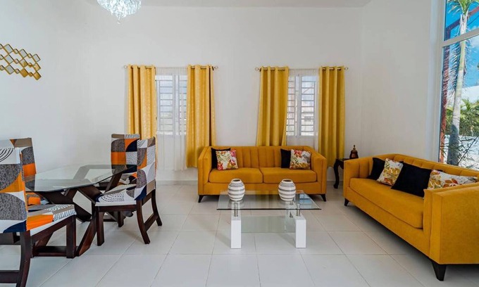 La Romana Chalet De Esquí | Casa Acogedora Cerca De La Playa by Stone Residences