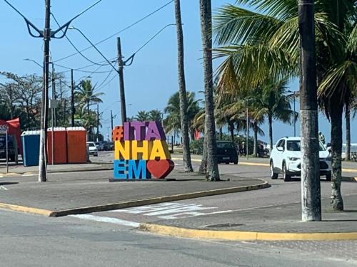 Itanhaem Casa | Casa aconchegante com suíte e mezanino para até 10 pessoas
