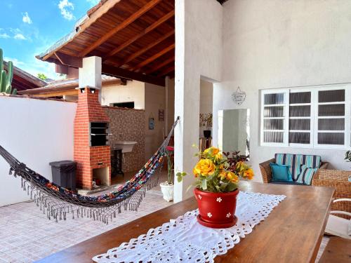 Indaia Casa | CASA ACONCHEGANTE e PERTINHO DA PRAIA