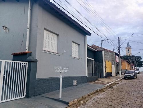 Joanopolis Casa | Casa aconchegante no Centro em preparo.