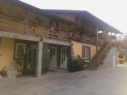 Slanic Casa | Casa Ade