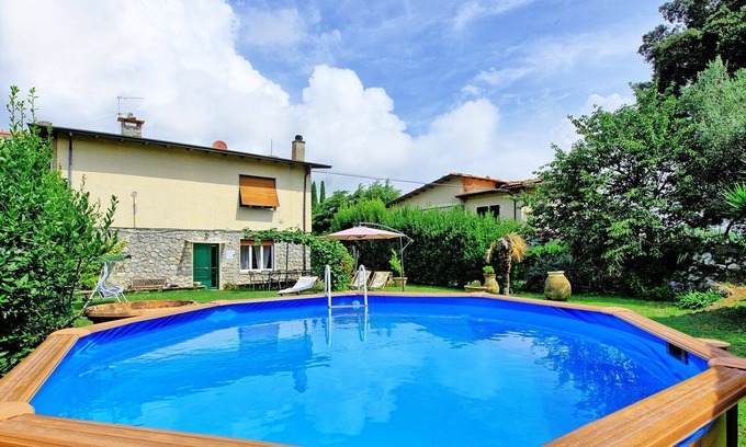 Montemarcello Apartamento | City / Village Apartment en Ameglia con 2 habitaciones, capacidad 6