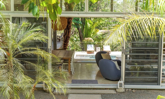Playa Guiones Casa | Casa Alma: Ideal Family Escape – Surf & Sand Just a 5-Min Walk Away