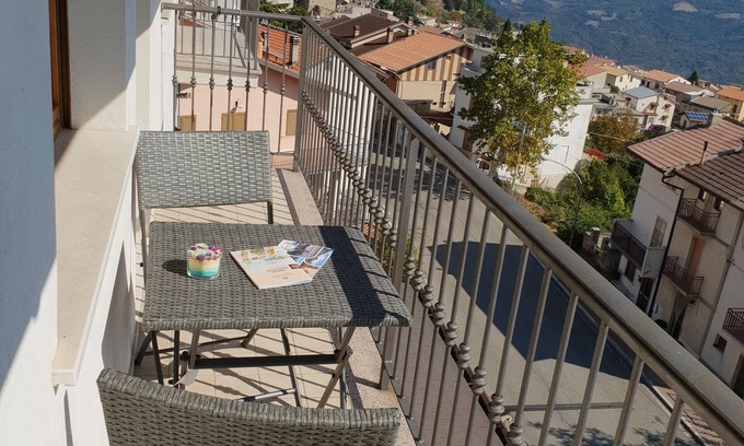 Lama dei Peligni Casa | Casa-Albergo Tiroasegno