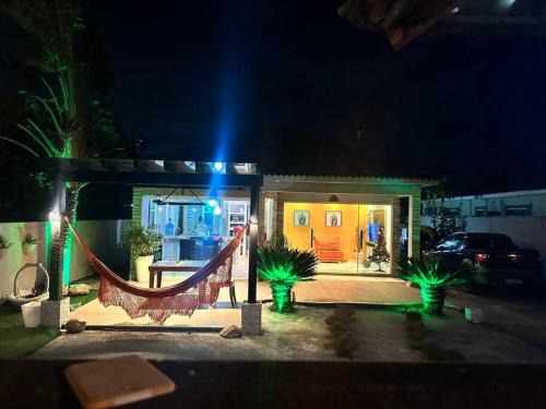 Itaipuacu Casa | Casa Alegre na Região dos Lagos - 10 pessoas
