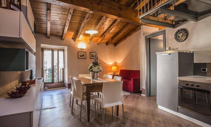 Adrara San Martino Apartamento | casa alessandra Apartamento entre montañas y lagos