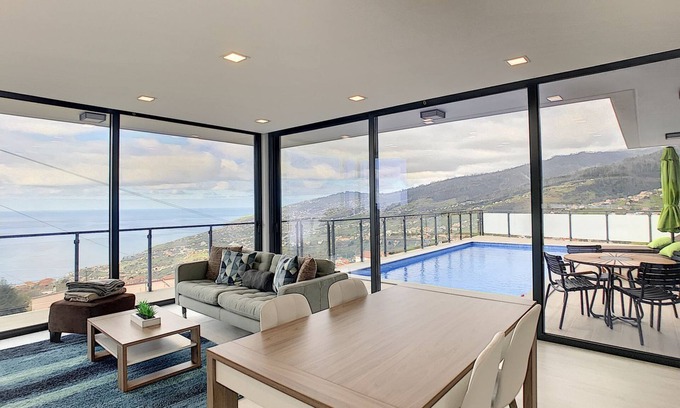 Arco da Calheta Casa | Casa Allegra by LovelyStay