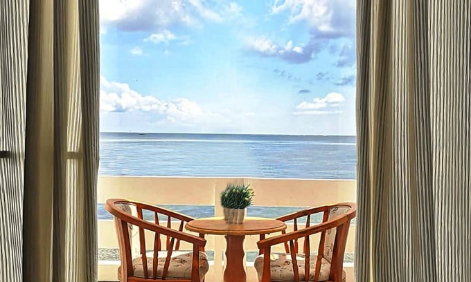 Bolinao Complejo | Casa Almarenzo Bed & Breakfast