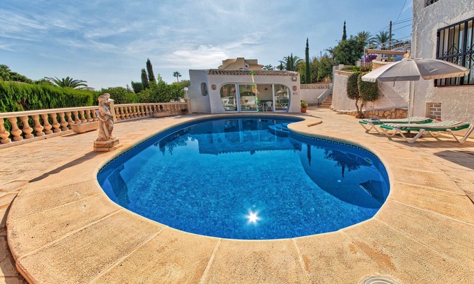 Benimeit Villa | Casa Amanda - Una villa de 2 dormitorios con vistas y piscina privada.