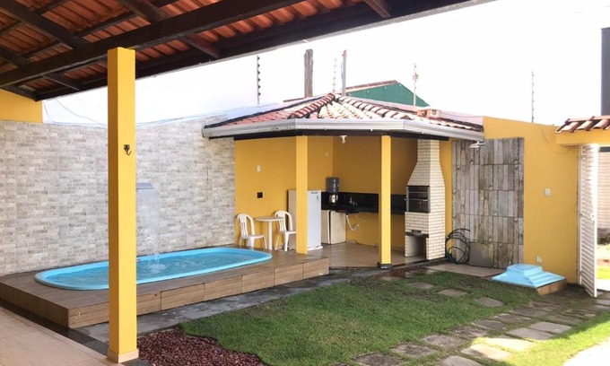 Guaibim Casa | Casa Amarela na Praia de Guaibim-Taquari