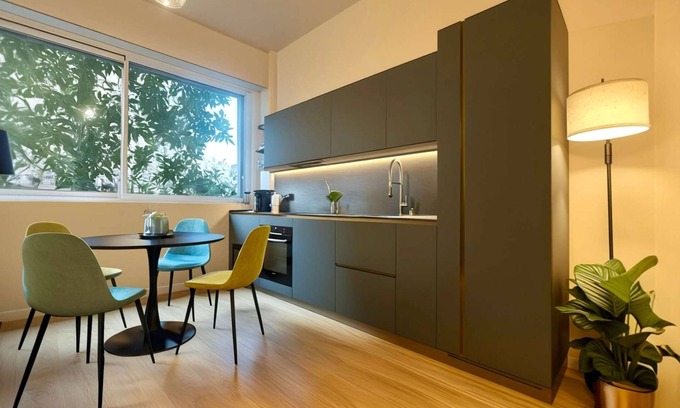 Borgonuovo Apartamento | Casa Anna in Milano With 1 Bedrooms and 1 Bathrooms