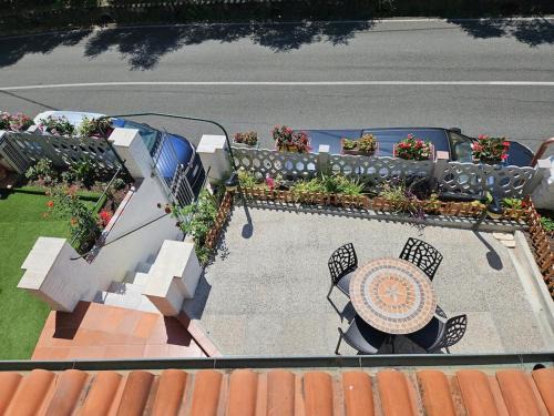 La Foce Casa | Casa Arcobaleno - giardino e parcheggio gratuito