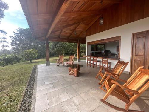 Bijagua Casa | Casa areno lodge