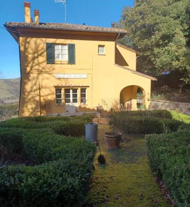 La Foce Casa | Casa Asilo La Foce, Val d' Orcia, Pienza.