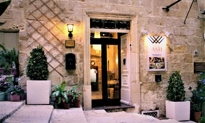 Valletta Hotel | Casa Asti