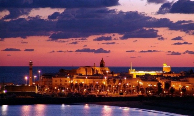 Rota Apartamento | CASA ATLÁNTICA, FRAY GREGORIO, priv. Azotea, vista al mar, aire acondicionado