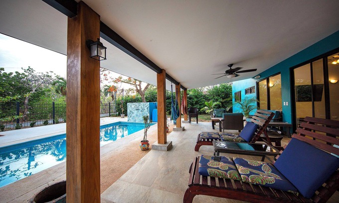 Junquillal Casa | CASA AZUL Beautiful beach house w/private pool 200 yards from the beach
