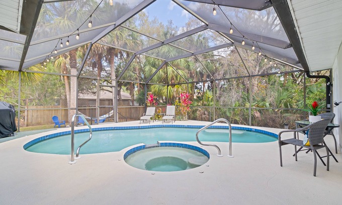 North Port Casa | 'Casa Bella' Florida Getaway w/Heated Spa & Grill