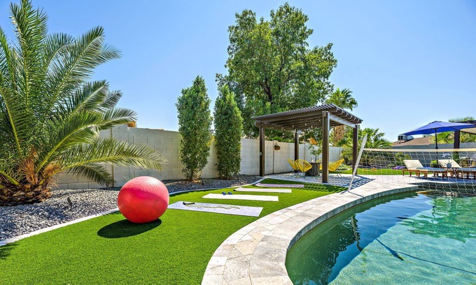 Covey Casa | CASA BELLA" Upscale Kierland Area W/Pool-3Bd2Bath