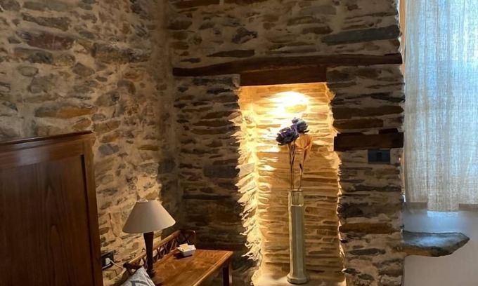 Currelos Casa | Casa Benaxo