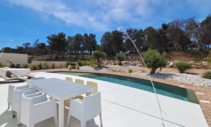 Leucate Casa | Casa Bianca - Architect-designed villa with swimming pool