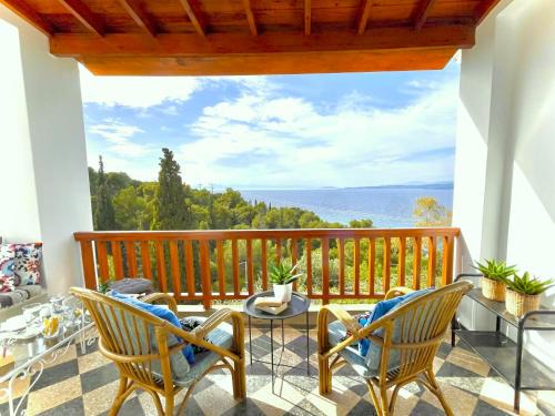 Spetses Casa | Casa Bianca Elegant House Near Beach