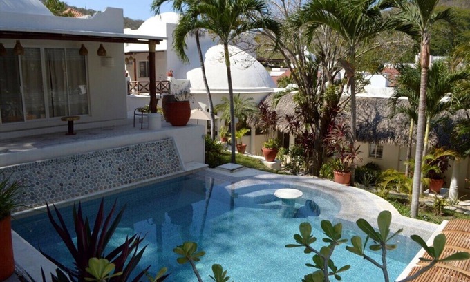 Jimenez Hotel | Casa Blanca