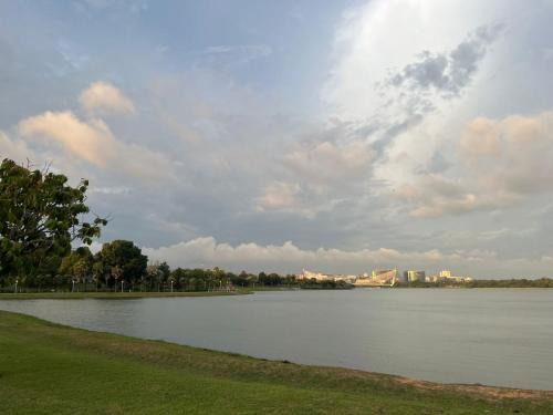 Cyberjaya Chalet De Esquí | Casa Blanca R-3