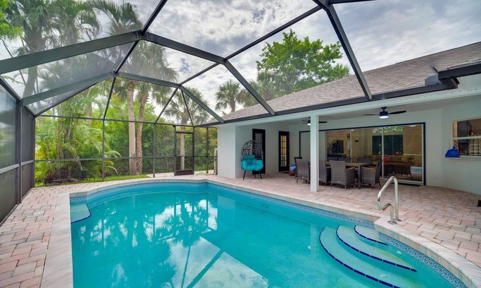 Sebastian Highlands Casa | 'Casa Blanco' Escape w/ Fire Pit in Sebastian!