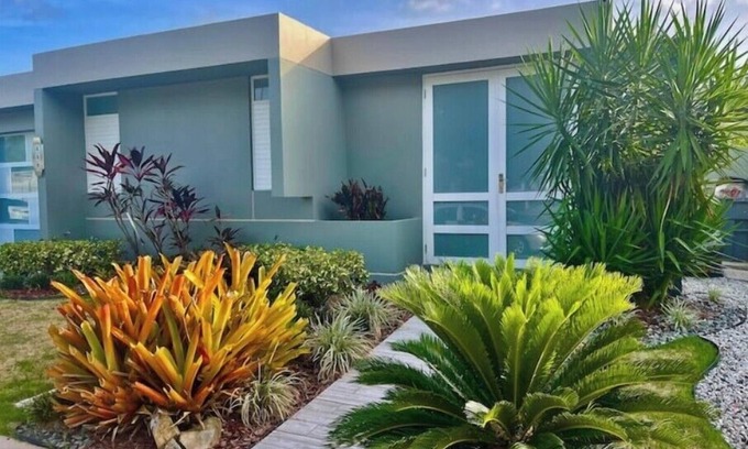 Trujillo Bajo Casa | “Casa Bless” This cozy single-family home!