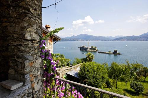 Cannobio Apartamento | Casa Bougainville