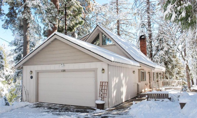 Lake Arrowhead Casa | Casa Cabina - Renovated KID-FRIENDLY Luxury Cabin