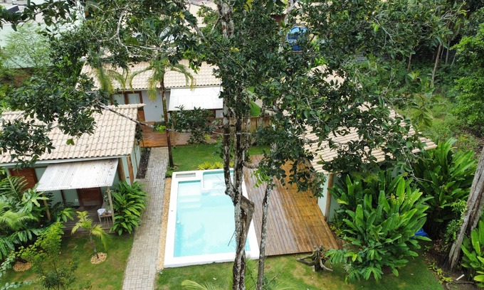 Arraial d'Ajuda Chalet De Esquí | Casa Caju Trancoso- Chalet in condominium, Swimming pool/hydro, kitchen, barbecue.