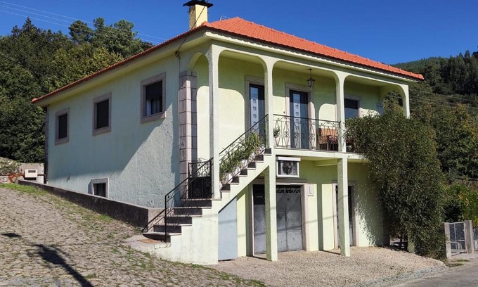 Cabeceiras de Basto Casa | Casa Calçada