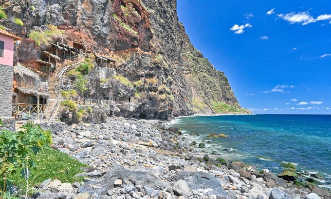 Campanario Apartamento | Casa Calhau da Lapa, a Home in Madeira