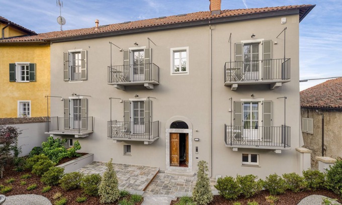Briaglia Apartamento | Casa Calleri by Interhome