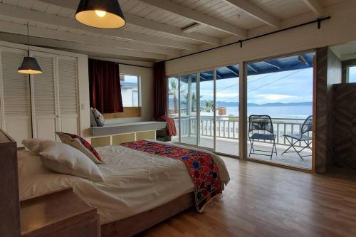 Ensenada Casa | Casa Capitan - BEACHFRONT living
